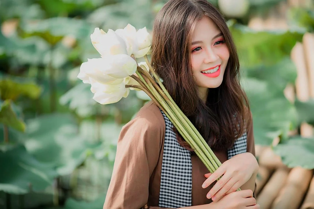 Cách chỉnh màu trong Photoshop cực đẹp mới nhất 2022 Sản phẩm sau khi chỉnh sửa bằng công cụ Hue/Saturation